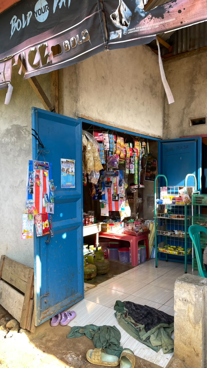 Warung Mak Raisa